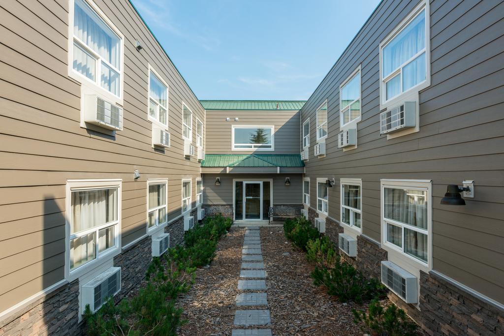 Canadas Best Value Inn Valemount Dış mekan fotoğraf