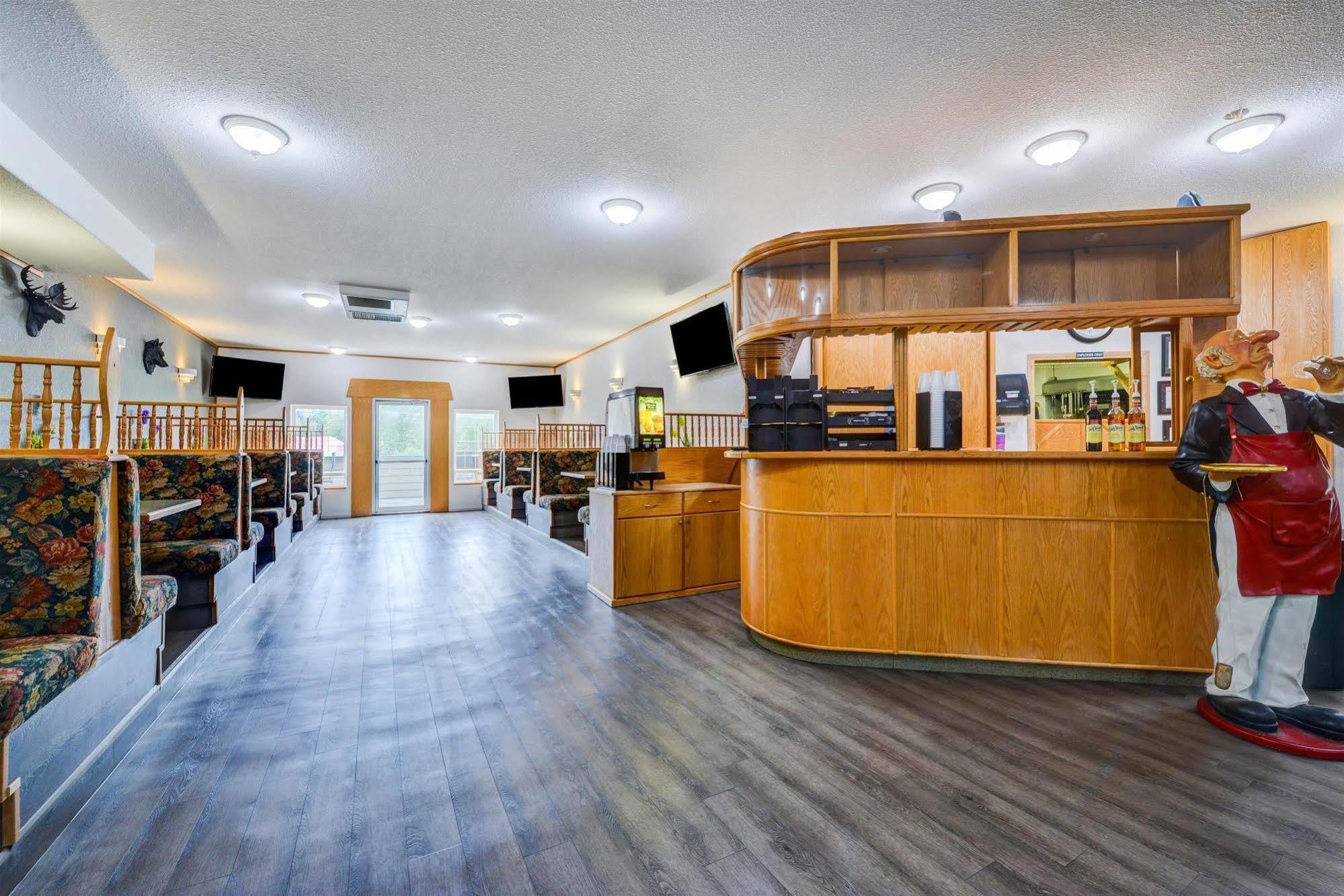 Canadas Best Value Inn Valemount Dış mekan fotoğraf